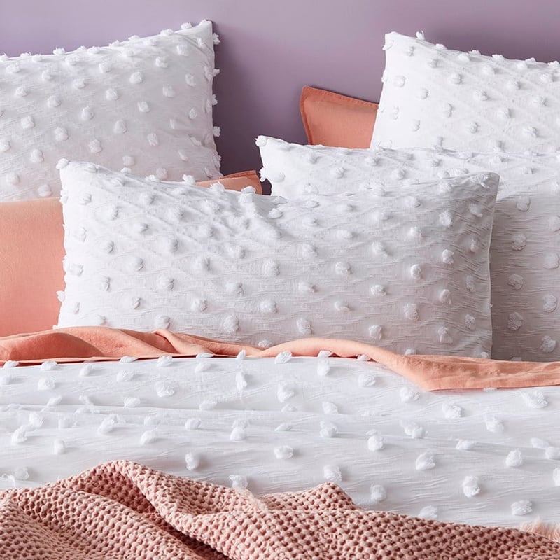 Demi Tufted White Pillowcase