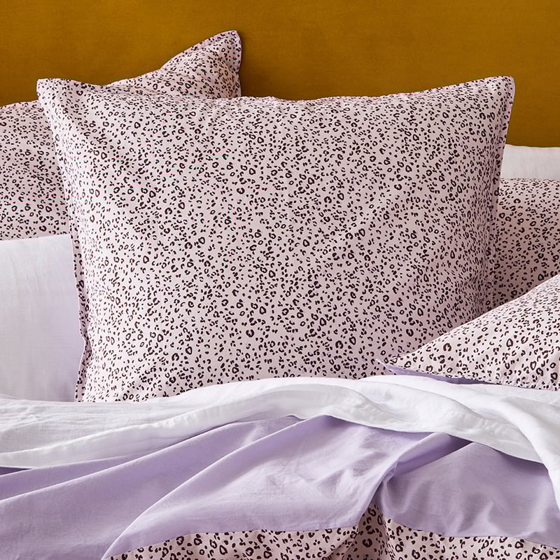 Stonewashed Printed Cotton Pink Cheetah Pillowcase