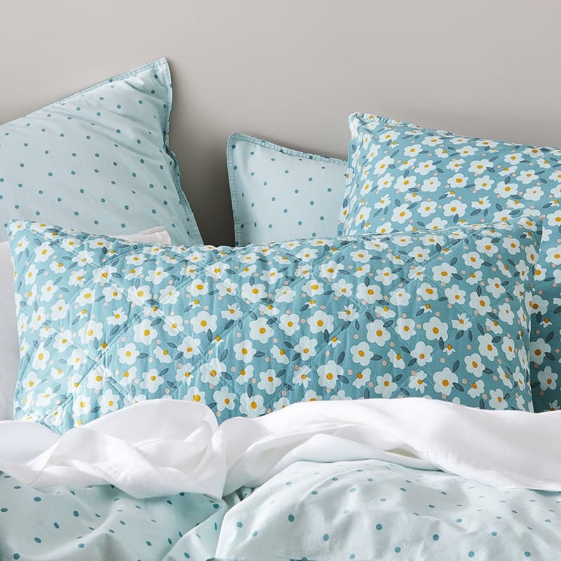 Stonewashed Cotton Printed Sage Daisy Quilted Pillowcase