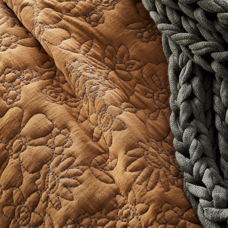 Callie Cinnamon Quilted Quilt Cover + Pillowcases