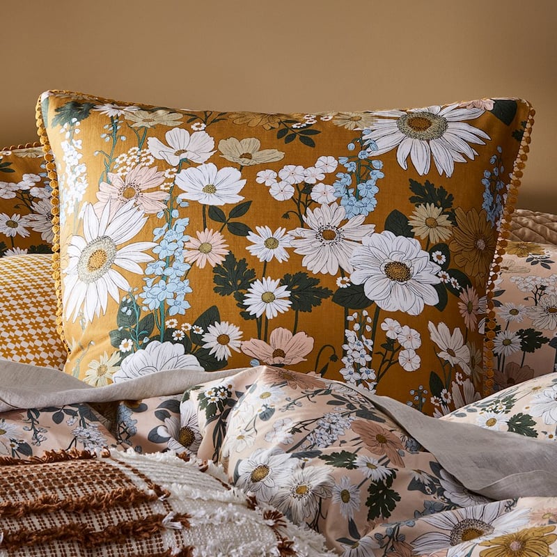 Maggie Multi Quilt Cover Set + Pillowcases
