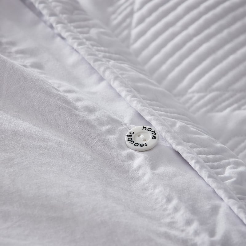 Virgo White Quilted Quilt Cover Separates