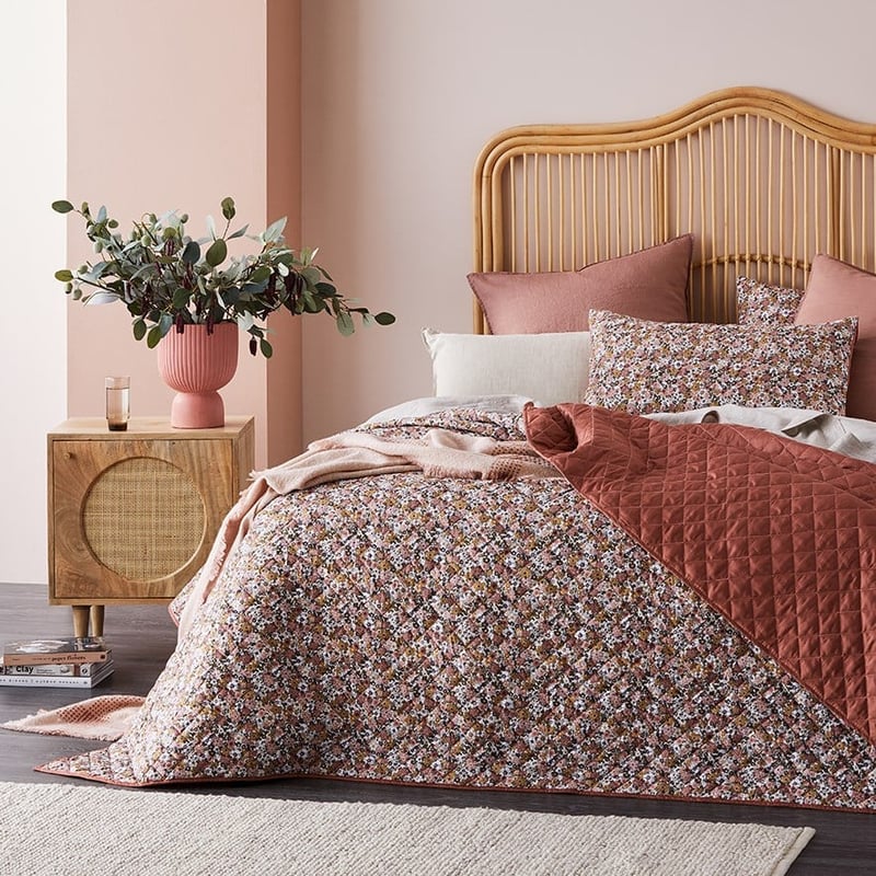Retro Floral Coverlet Separates