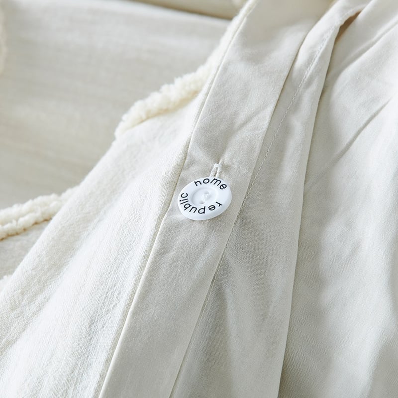 Ollie Tufted Vanilla Quilt Cover Separates