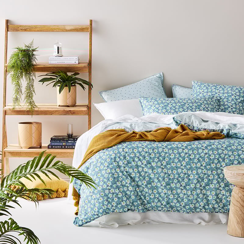Stonewashed Printed Cotton Sage Daisy Quilt Cover Separates