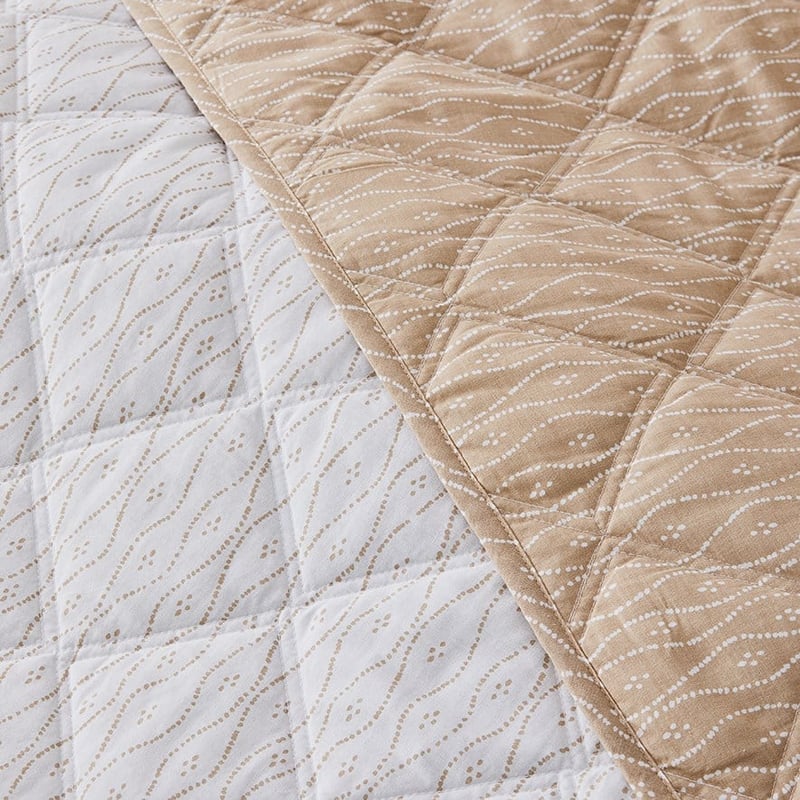 Stonewashed Cotton Printed Nude Wave Quilted Coverlet Separates