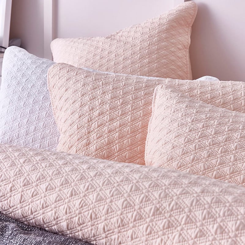 Prague Quilt Cover Pink Champagne