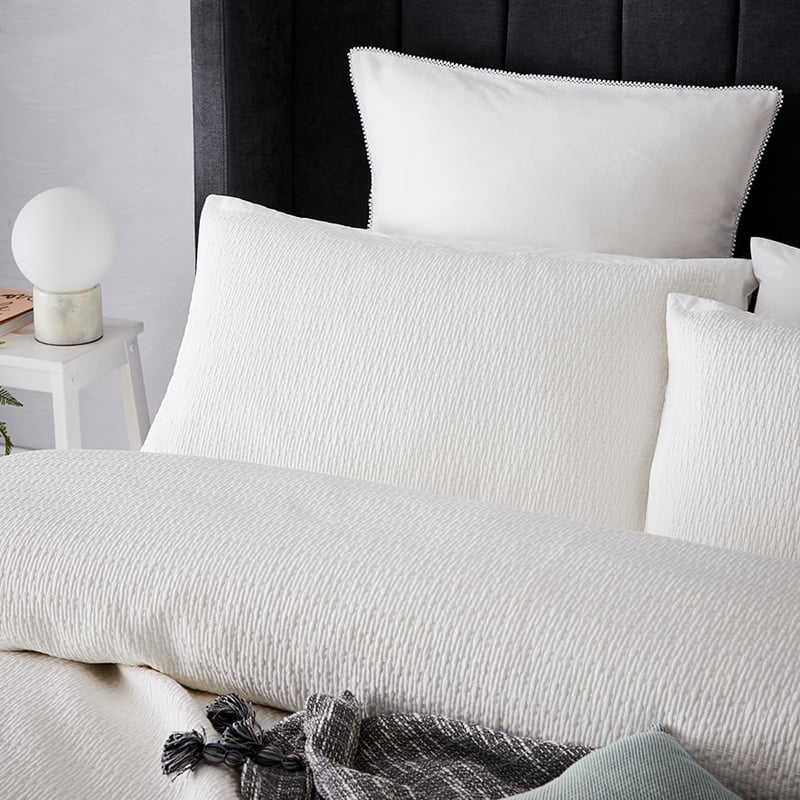 Maison Arles White Coverlet Separates