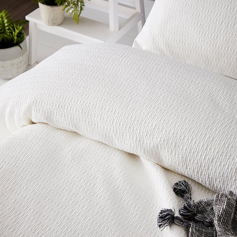 Maison Arles White Coverlet Separates