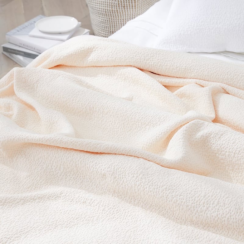 Lindy Klim Besakih Pink Champagne Coverlet Separates