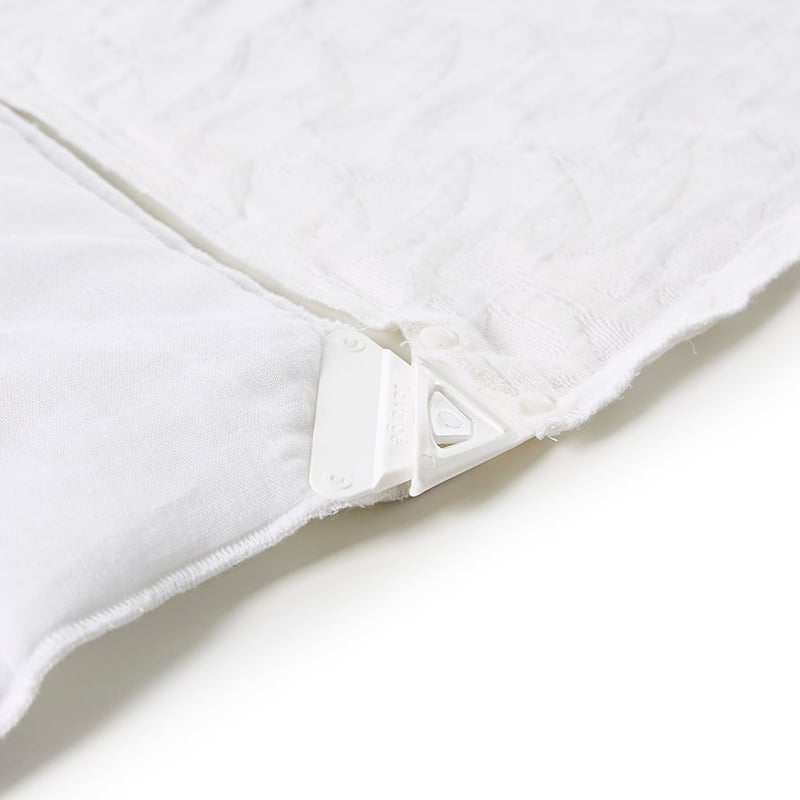 Quilt & Quilt Cover Clips