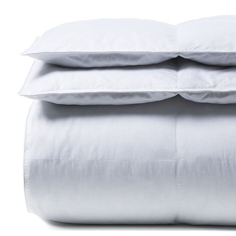 Supreme Silver Goose Quilt
