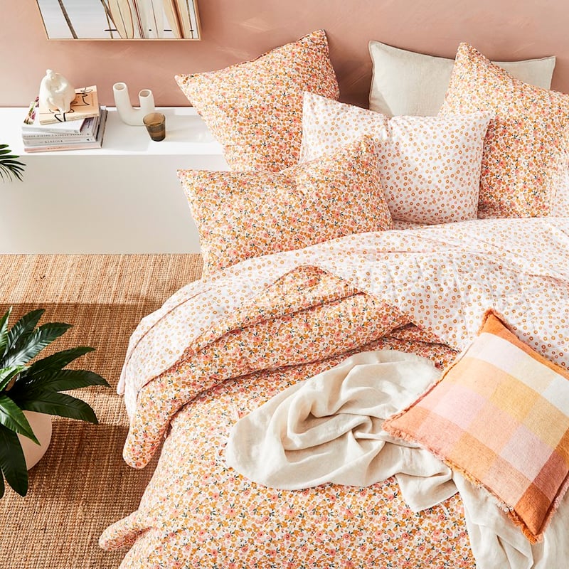 Stonewashed Printed Cotton Golden Daisy Sheet Set