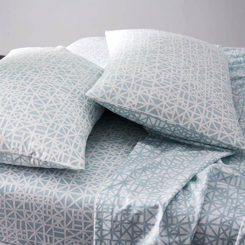 Pink Maze Flannelette Sheet Set