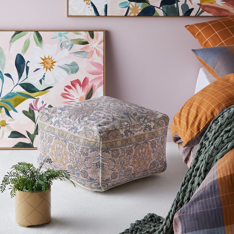 Mercado Soulful Hues Pouf