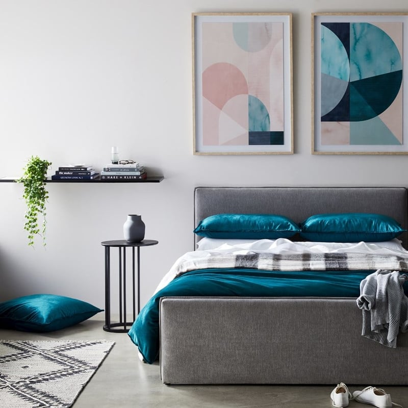 Muse Black C Table