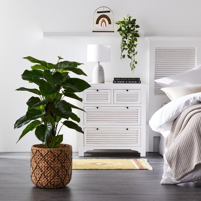 Flynn White 4 Drawer Chest