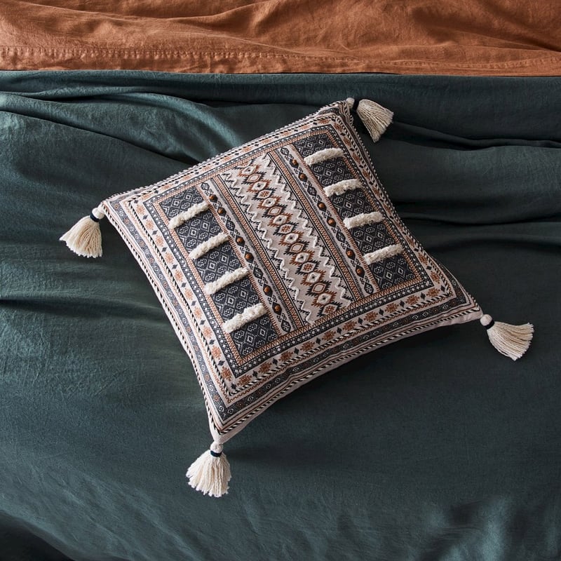 Azaro Natural & Navy Cushion