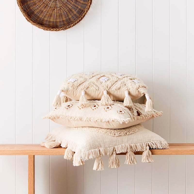 Reinhart Natural Cushion 