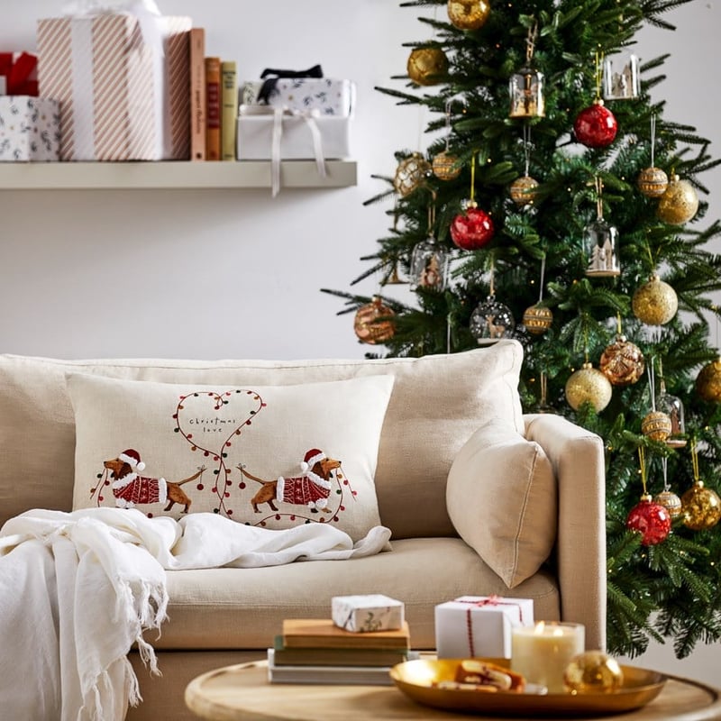 Festive Dachsunds Linen Cushion 