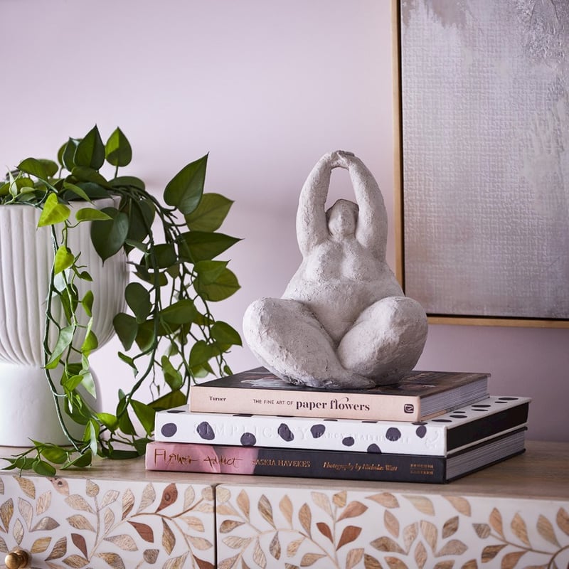 Romulus Grey Statue Stretching