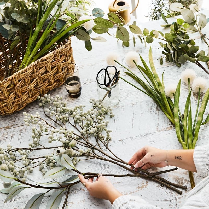 Carter Stem Onion Spray White 