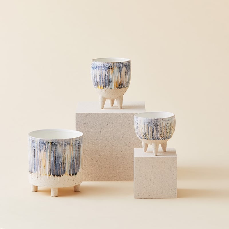 Hazy Day Large Leggy Pot 