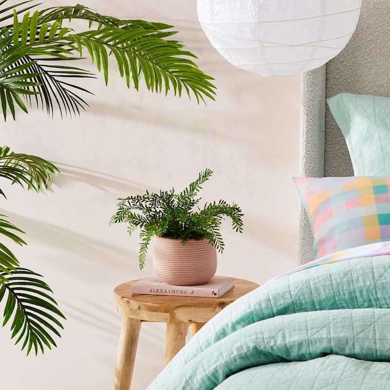 Pink Villa Bridge Pot