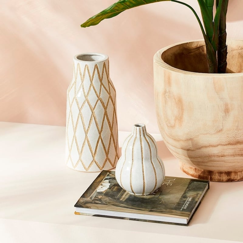 Norwich White & Sand Medium Lattice Vase