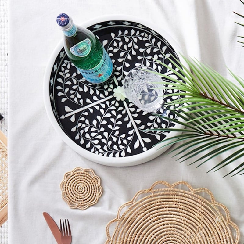 Priya Black & White Round Tray