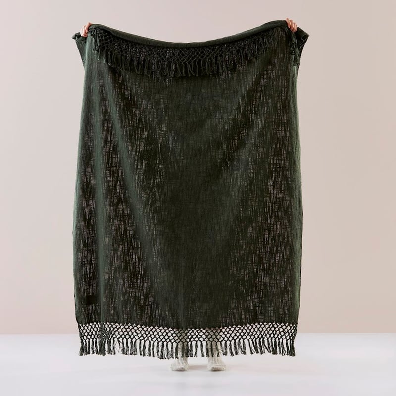 Macrame Pine Knot Throw