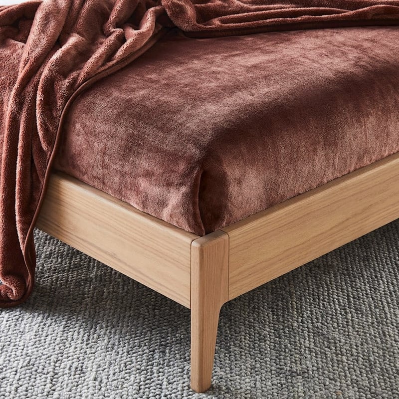 Ultrasoft Mahogany Blanket