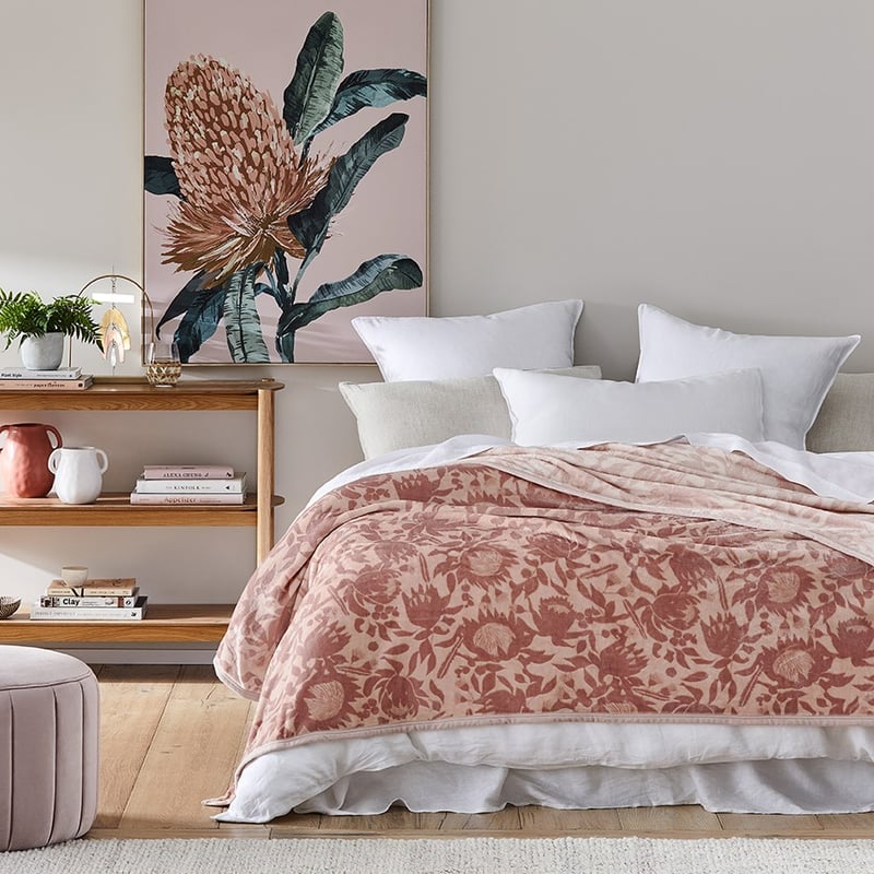 Ultrasoft Rose Native Blanket