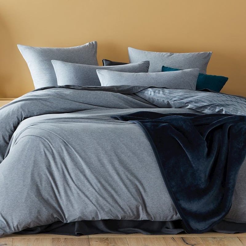 Sherpa Navy Throw