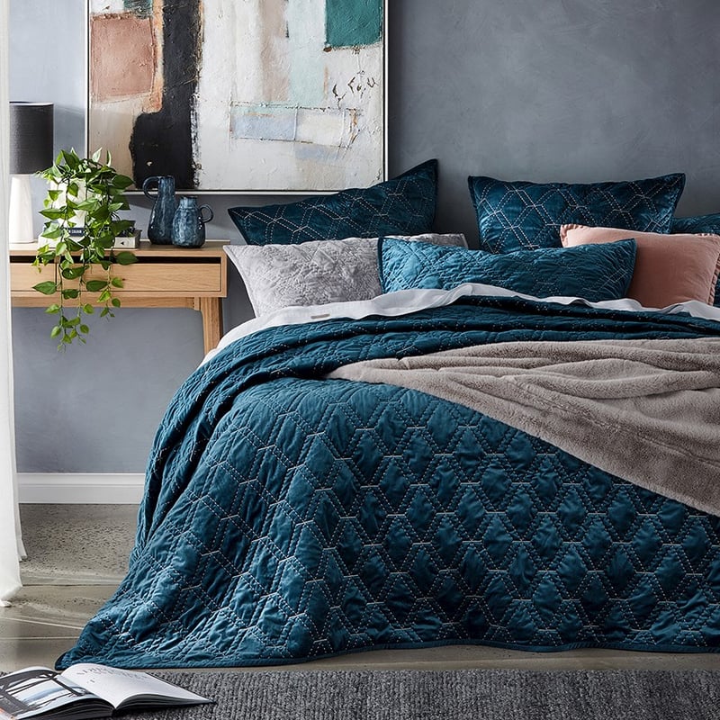 Astoria Fawn Fur Throw