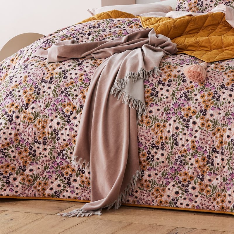 Elwood Blush Velvet Throw