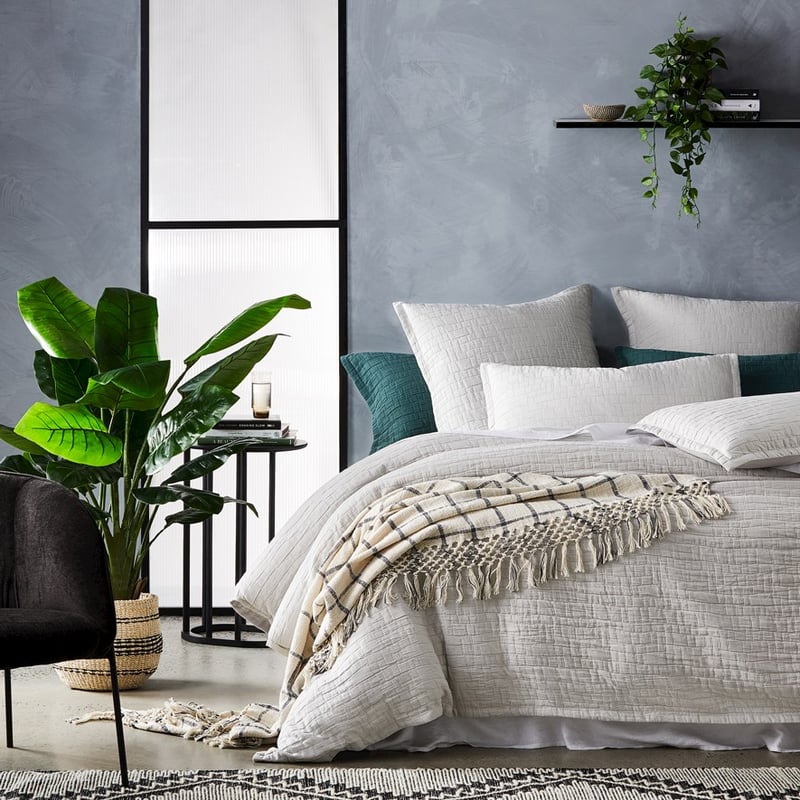 Macrame Natural Check Knot Throw