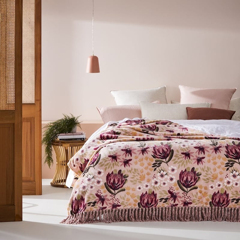 Supersoft Pink Protea Blanket 