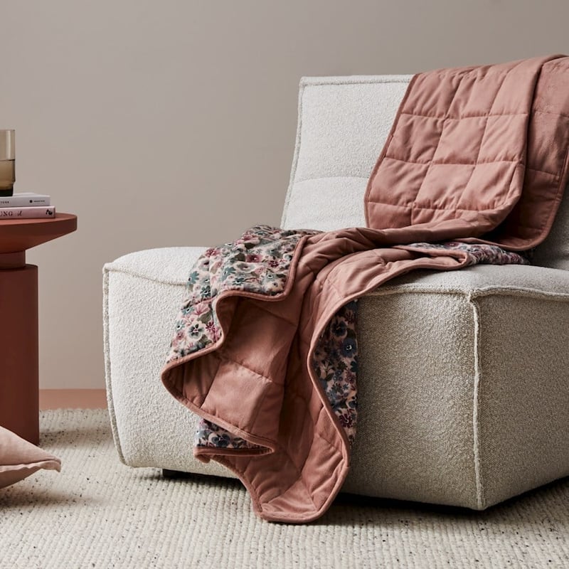 Weighted Dusty Pink & Floral Throw - 4kg