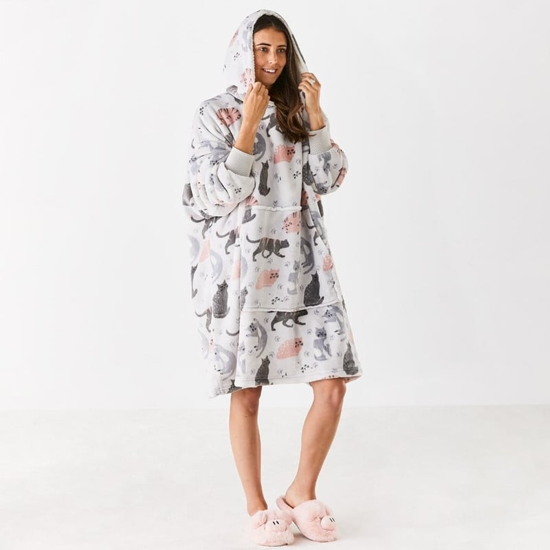 Teddy Soft Grey Cat Paws Hooded Blanket