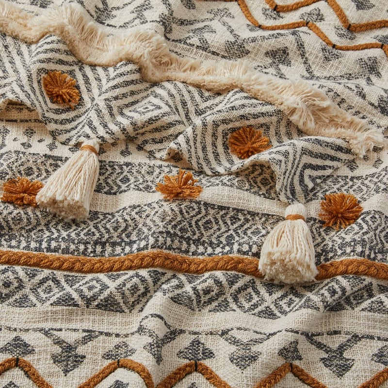 Kaysa Natural Throw