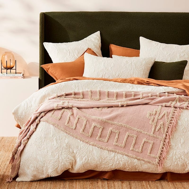 Reggie Pink Tufted Throw