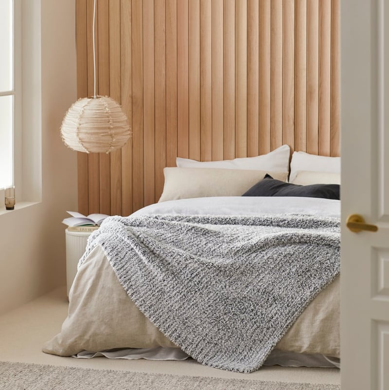 Munich Grey Feather Yarn Throw