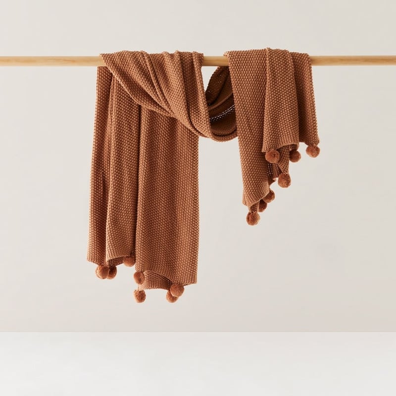 Pom Pom Caramel Throw