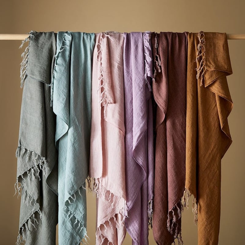 Malmo Mauve Shadows Linen Throw