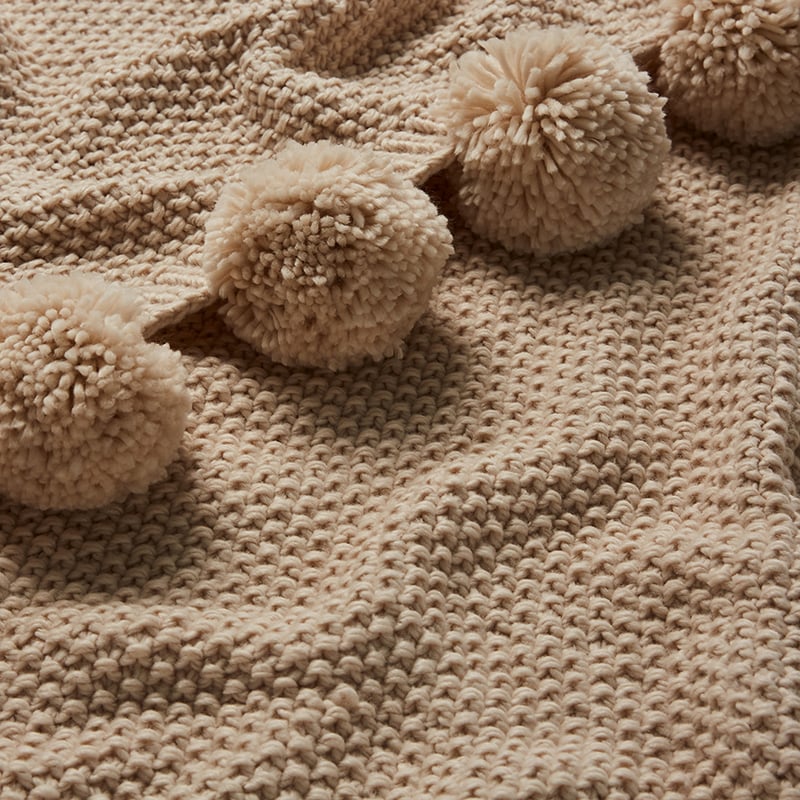 Omaha Natural Pom Pom Throw