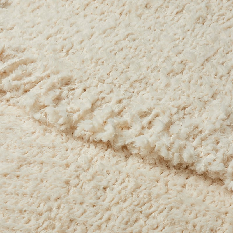 Avoca Winter White Feather Yarn Tassel Throw