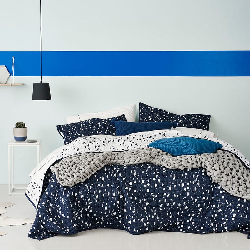 Galerist Coverlet