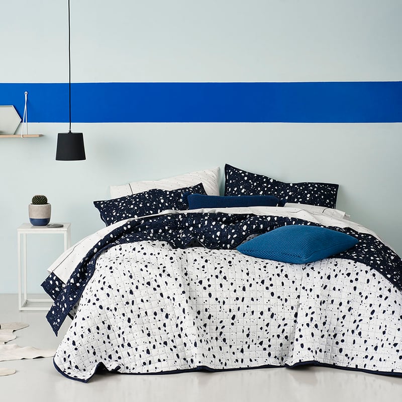 Galerist Coverlet