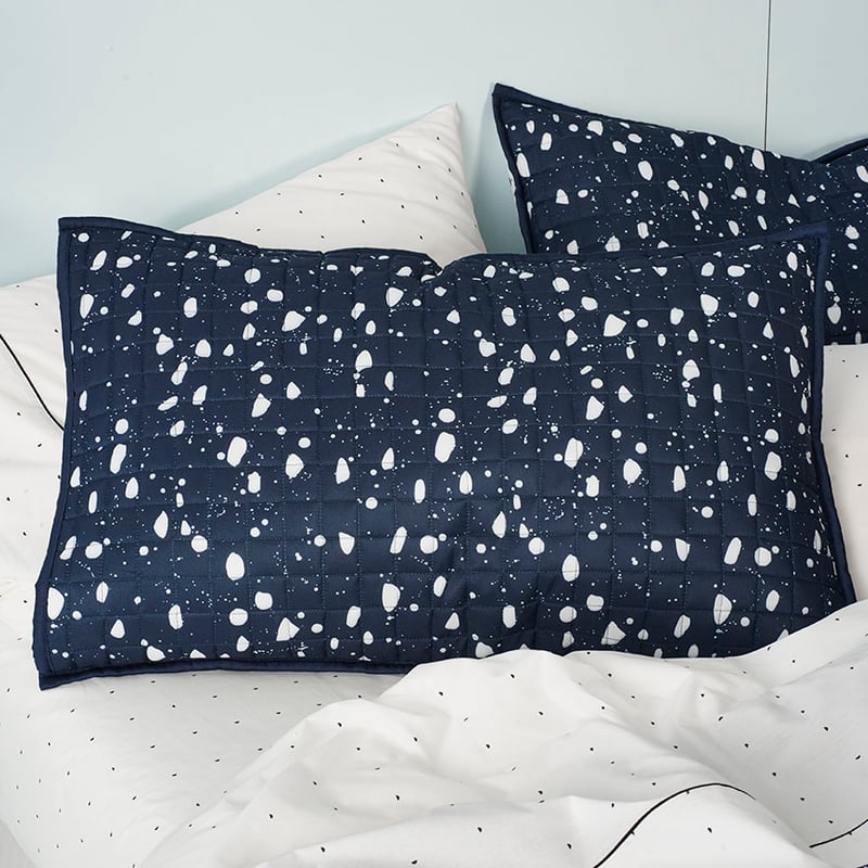 Galerist Coverlet